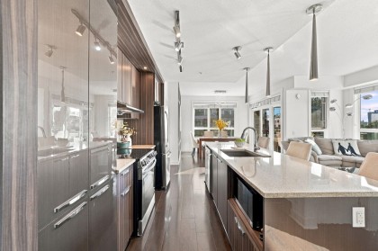 Photo 5 at 409 - 733 W 14th Street, Mosquito Creek, North Vancouver