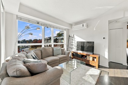 Photo 15 at 409 - 733 W 14th Street, Mosquito Creek, North Vancouver