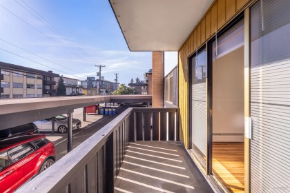 Photo 13 at 111 - 235 E 13th Street, Central Lonsdale, North Vancouver