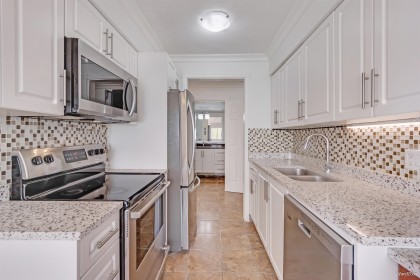 Photo 5 at 111 - 235 E 13th Street, Central Lonsdale, North Vancouver