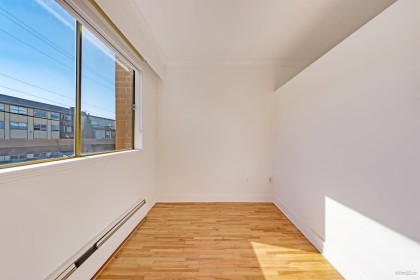 Photo 20 at 111 - 235 E 13th Street, Central Lonsdale, North Vancouver