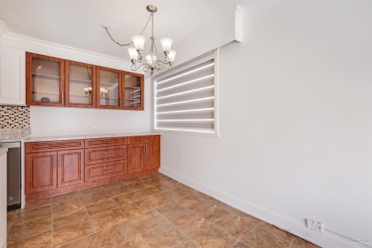 Photo 10 at 111 - 235 E 13th Street, Central Lonsdale, North Vancouver
