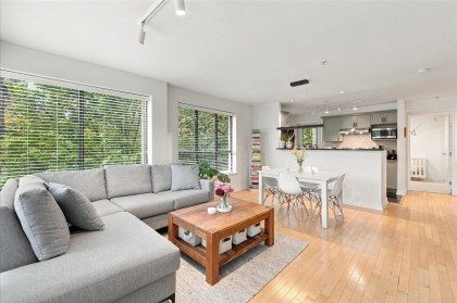 Photo 8 at 303 - 2015 Trafalgar Street, Kitsilano, Vancouver West