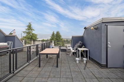 Photo 8 at 1 - 2023 West 4th Avenue, Kitsilano, Vancouver West