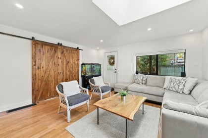 Photo 8 at 1720 Deep Cove Road, Deep Cove, North Vancouver