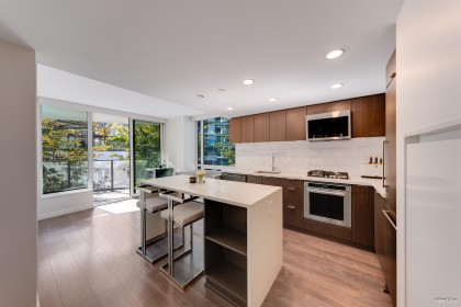 Photo 10 at 301 - 8189 Cambie Street, Marpole, Vancouver West