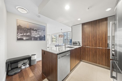 Photo 12 at 1506 - 1088 Richards Street, Yaletown, Vancouver West