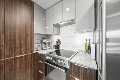 Photo 11 at 1506 - 1088 Richards Street, Yaletown, Vancouver West