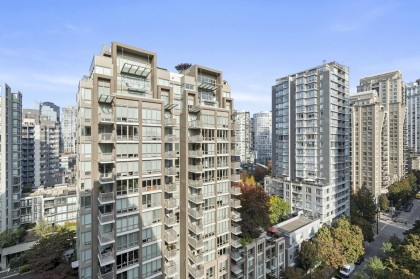 Photo 19 at 1506 - 1088 Richards Street, Yaletown, Vancouver West