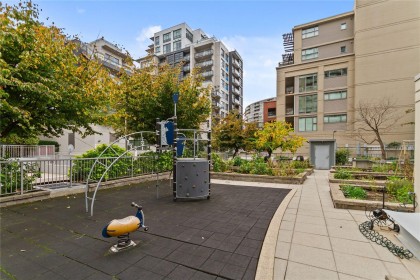 Photo 20 at 308 - 1833 Crowe Street, False Creek, Vancouver West