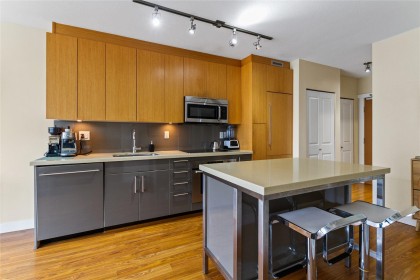 Photo 9 at 308 - 1833 Crowe Street, False Creek, Vancouver West