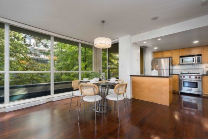Photo 5 at 204 - 1485 W 6th Avenue, False Creek, Vancouver West
