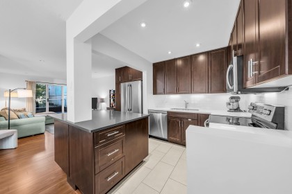 Photo 9 at 106 - 1082 W 8th Avenue, Fairview VW, Vancouver West
