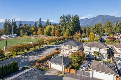 Photo 11 at 358 W 16th Street, Central Lonsdale, North Vancouver