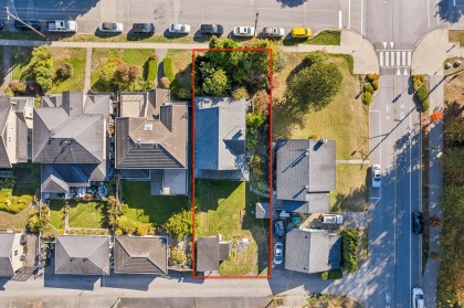 Photo 4 at 358 W 16th Street, Central Lonsdale, North Vancouver