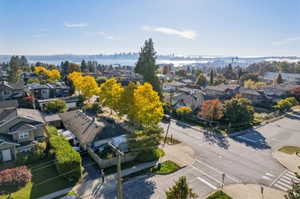 Photo 8 at 358 W 16th Street, Central Lonsdale, North Vancouver