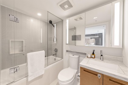 Photo 28 at 1902 - 777 Richards Street, Downtown VW, Vancouver West