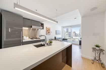 Photo 11 at 1902 - 777 Richards Street, Downtown VW, Vancouver West