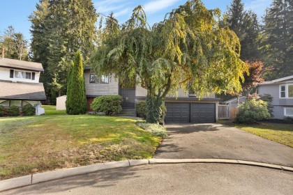 Photo 2 at 2851 Trillium Place, Blueridge NV, North Vancouver