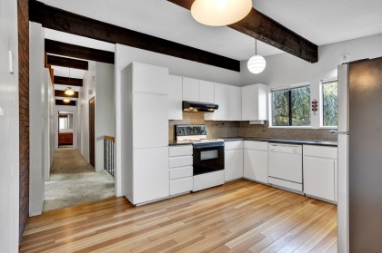 Photo 12 at 2851 Trillium Place, Blueridge NV, North Vancouver