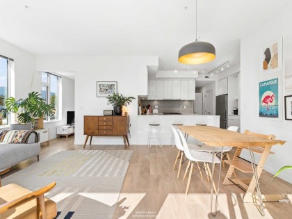 Photo 25 at 313 - 725 Marine Drive, Harbourside, North Vancouver