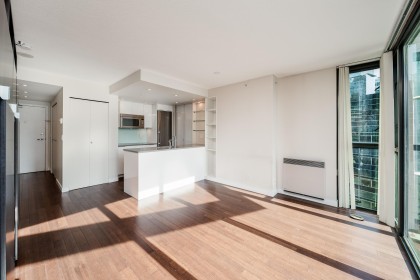 Photo 2 at 1708 - 1331 W Georgia Street, Coal Harbour, Vancouver West