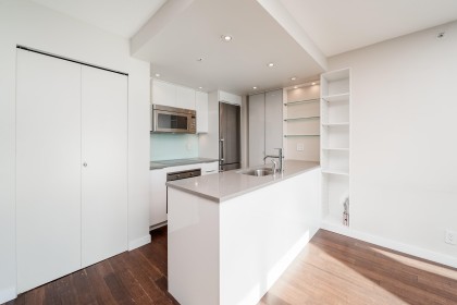 Photo 12 at 1708 - 1331 W Georgia Street, Coal Harbour, Vancouver West