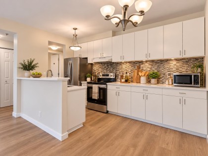 Photo 5 at 109 - 1033 St. Georges Avenue, Central Lonsdale, North Vancouver