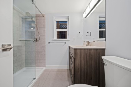 Photo 23 at 338 W 21st Street, Central Lonsdale, North Vancouver