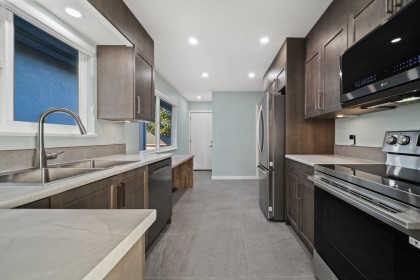 Photo 7 at 338 W 21st Street, Central Lonsdale, North Vancouver