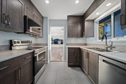 Photo 9 at 338 W 21st Street, Central Lonsdale, North Vancouver