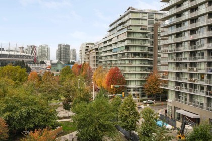 Photo 30 at 612 - 1768 Cook Street, False Creek, Vancouver West