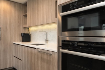 Photo 10 at 612 - 1768 Cook Street, False Creek, Vancouver West