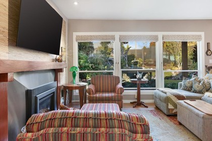 Photo 3 at 535 E Keith Road, Queensbury, North Vancouver