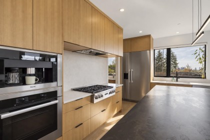 Photo 12 at 366 W 25th Street, Upper Lonsdale, North Vancouver