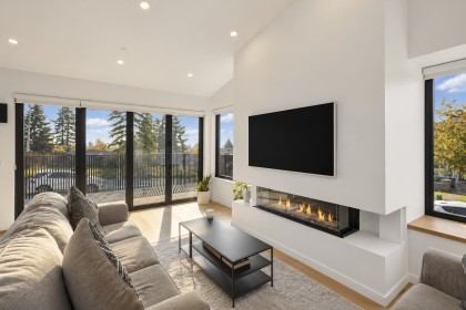 Photo 9 at 366 W 25th Street, Upper Lonsdale, North Vancouver