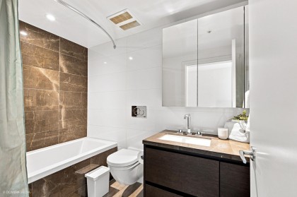 Photo 11 at 507 - 1571 W 57th Avenue, South Granville, Vancouver West