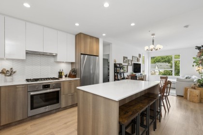 Photo 15 at 209 - 715 W 15th Street, Mosquito Creek, North Vancouver