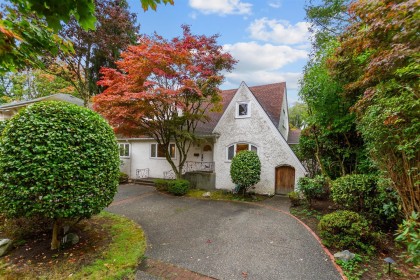 Photo 2 at 5861 Adera Street, South Granville, Vancouver West