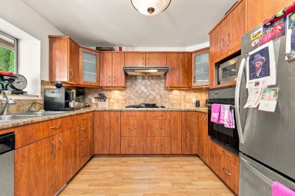 Photo 24 at 950 Tollcross Road, Windsor Park NV, North Vancouver