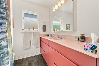Photo 15 at 950 Tollcross Road, Windsor Park NV, North Vancouver