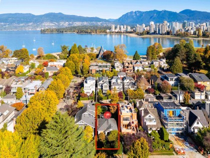 Photo 3 at 1881 Whyte Avenue, Kitsilano, Vancouver West