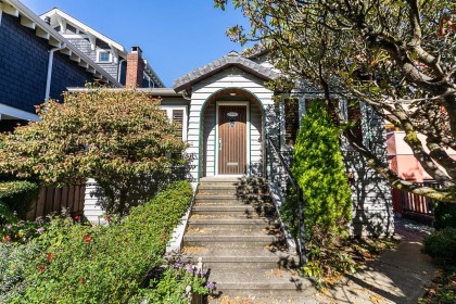 Photo 1 at 1881 Whyte Avenue, Kitsilano, Vancouver West