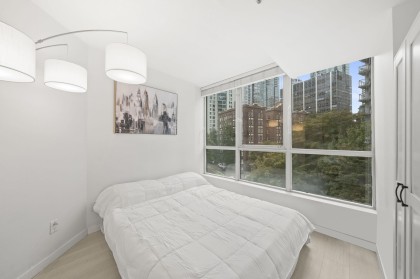 Photo 12 at 508 - 555 Jervis Street, Coal Harbour, Vancouver West