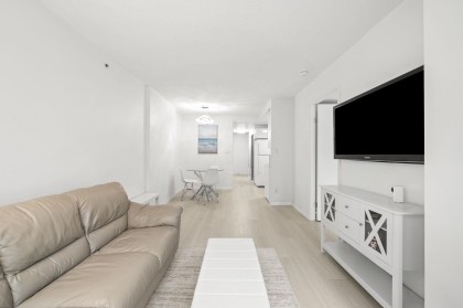 Photo 4 at 508 - 555 Jervis Street, Coal Harbour, Vancouver West