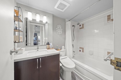 Photo 16 at 1506 - 1060 Alberni Street, West End VW, Vancouver West