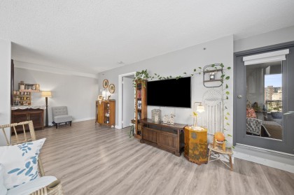 Photo 3 at 1506 - 1060 Alberni Street, West End VW, Vancouver West