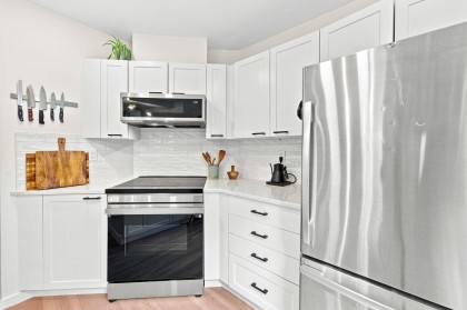 Photo 10 at 101 - 657 W 7th Avenue, Fairview VW, Vancouver West