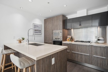 Photo 5 at 606 - 1661 Ontario Street, False Creek, Vancouver West