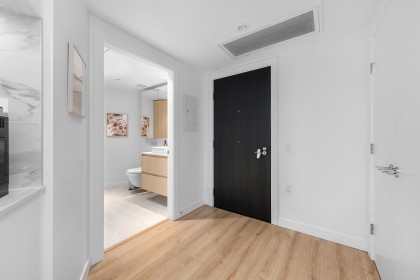 Photo 2 at 603 - 1500 Fern Street, Lynnmour, North Vancouver
